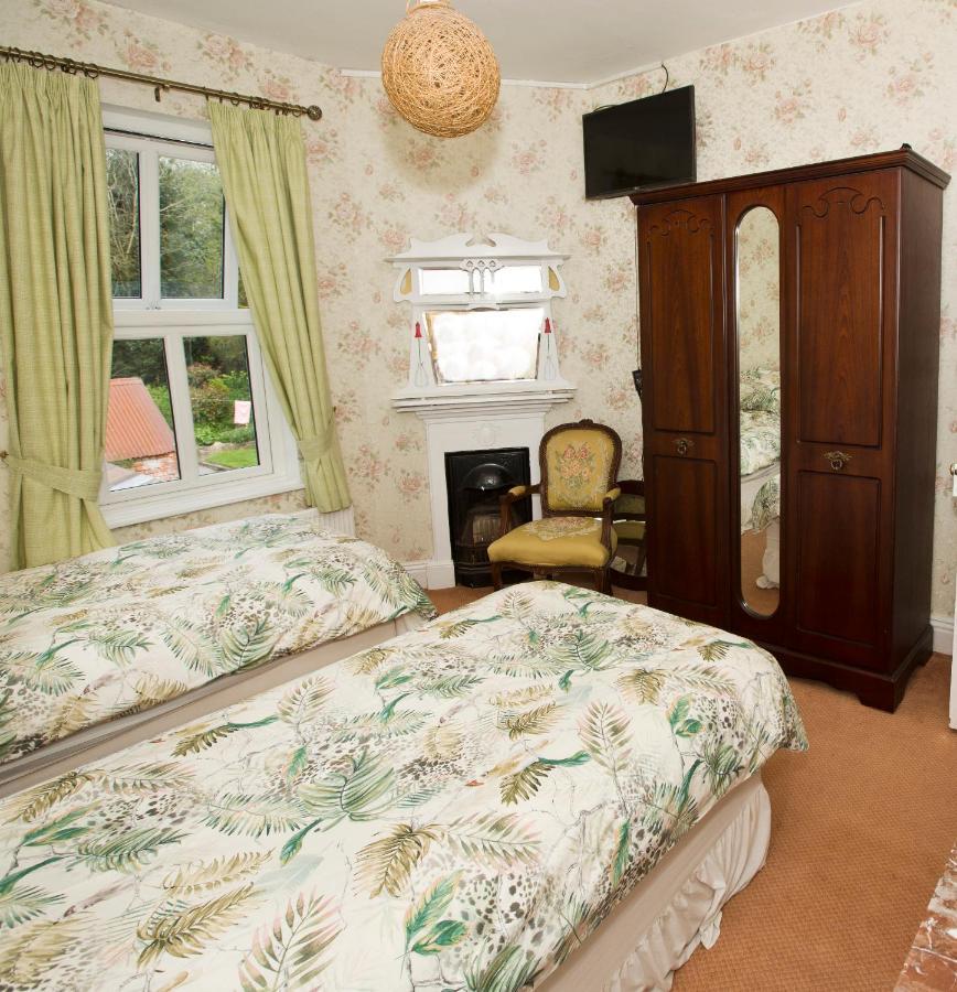 Gleneven Guest House Inniskeen Exteriör bild